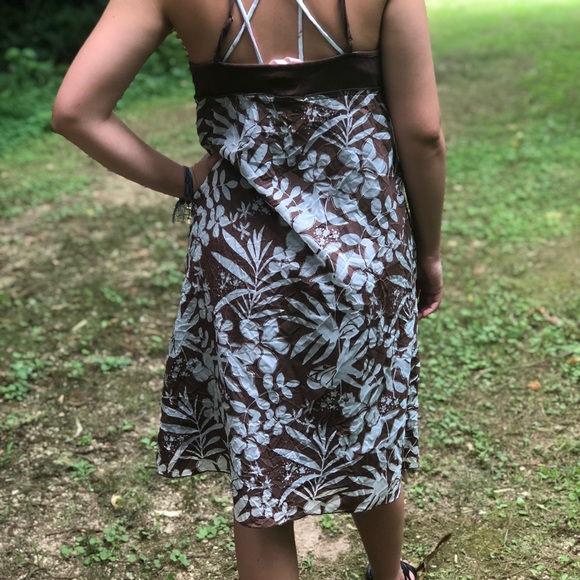 Dress - Picture 2 of 2